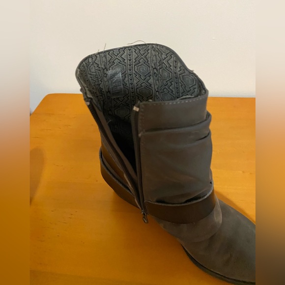 Blowfish Western Bootie 7.5 PERFECT FOR FALL - Picture 11 of 11